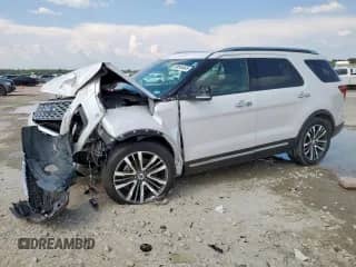 2017 Ford Explorer Platinum с VIN 1FM5K8HT4HGD98468, выставлен на аукционе Copart как лот 69504445 с пробегом Не указан миль и Списание • Salvage title. История ставок и продаж доступна на DreamBid. Изображение 1.