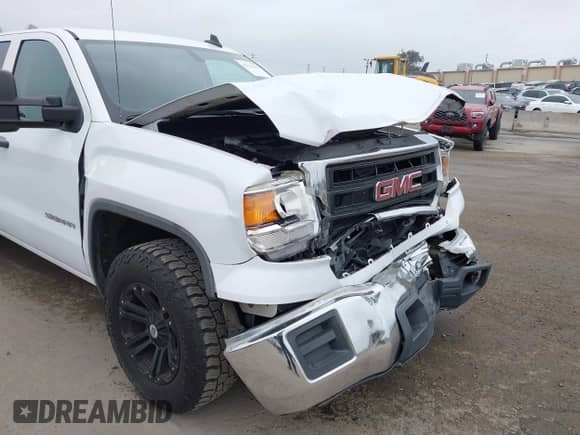 2015 GMC Sierra 1500 with VIN 1GTR1TEC4FZ179527, listed as a IAAI auction lot 42175217 with 179,700 mi miles and . Bid and sale history available at DreamBid. Image 6.