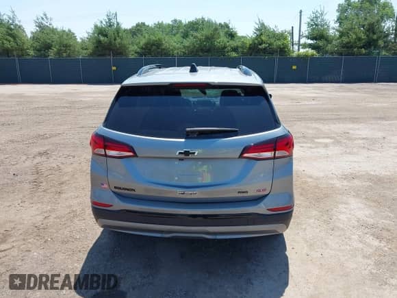 2024 Chevrolet Equinox RS z VIN 3GNAXWEG2RS113552, wystawiony jako IAAI lot #42663618 z przebiegiem 7 193 mil mil oraz . Historia ofert i sprzedaży dostępna na DreamBid. Obrazek 16.