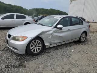2006 BMW 3 Series 325xi with VIN WBAVD13596KV08436, listed as a Copart auction lot 67180485 with 174,723 mi miles and Salvage title. Bid and sale history available at DreamBid. Image 1.