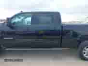 2015 Chevrolet Silverado 2500HD LT z VIN 1GC1KVE88FF599973, wystawiony jako IAAI lot #42159154 z przebiegiem 83 987 mil mil oraz . Historia ofert i sprzedaży dostępna na DreamBid. Obrazek 14.