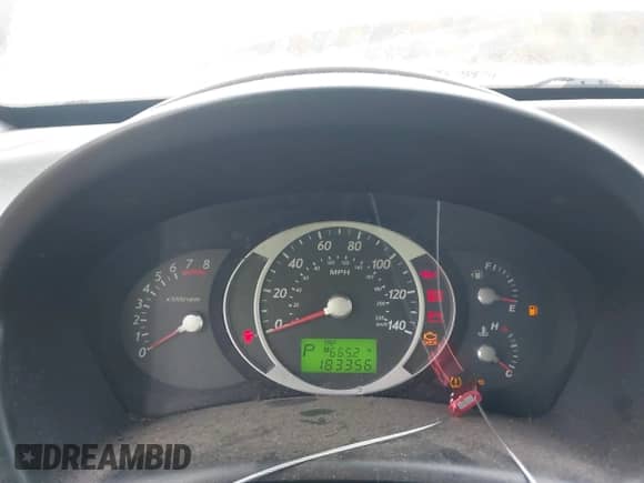 2007 Hyundai Tucson SE z VIN KM8JN72D77U568730, wystawiony jako IAAI lot #43466411 z przebiegiem 183 356 mil mil oraz . Historia ofert i sprzedaży dostępna na DreamBid. Obrazek 7.