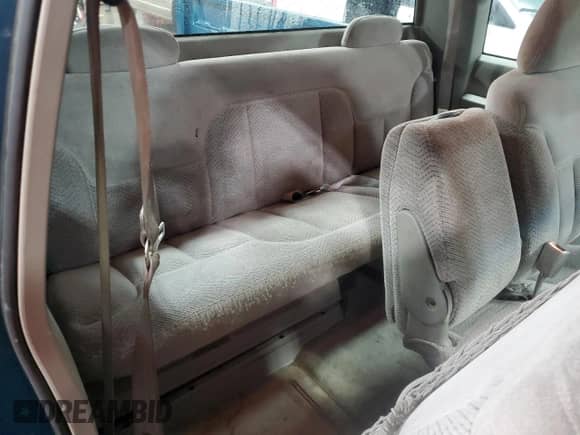 1997 Chevrolet Silverado 1500 with VIN 1GCEC19WXVE216345, listed as a Copart auction lot 82008794 with 167,116 mi miles and Salvage title. Bid and sale history available at DreamBid. Image 10.