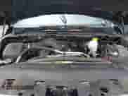 2019 Ram 1500 SLT z VIN 1C6RR7TT5KS714118, wystawiony jako IAAI lot #41865327 z przebiegiem 104 491 mil mil oraz . Historia ofert i sprzedaży dostępna na DreamBid. Obrazek 10.