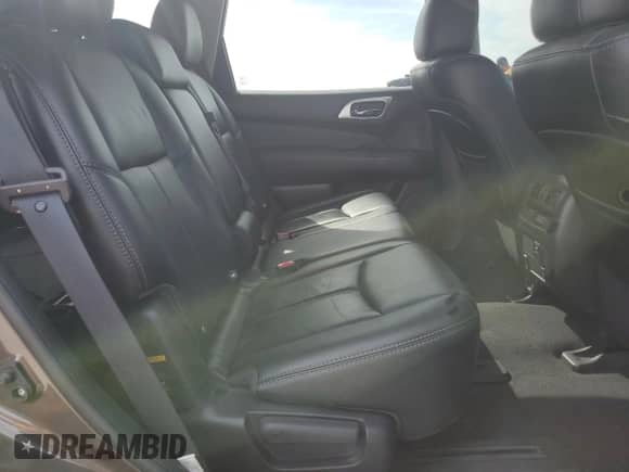 2015 Nissan Pathfinder SL с VIN 5N1AR2MM6FC656175, выставлен на аукционе Copart как лот 70253965 с пробегом 102 659 миль миль и Списание • Salvage title. История ставок и продаж доступна на DreamBid. Изображение 10.