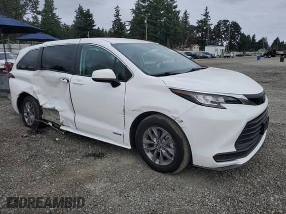 2021 Toyota Sienna LE z VIN 5TDKRKEC7MS003557, wystawiony jako Copart lot #80755605 z przebiegiem 100 897 mil mil oraz Szkoda całkowita • Salvage title. Historia ofert i sprzedaży dostępna na DreamBid. Obrazek 4.