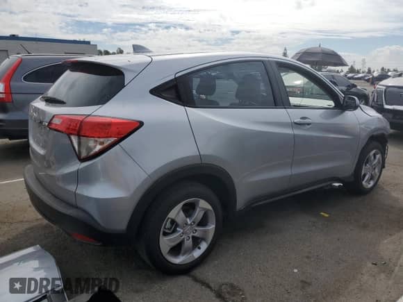 2022 Honda HR-V LX с VIN 3CZRU5H36NM723034, выставлен на аукционе Copart как лот 81324845 с пробегом 28 686 миль миль и Списание • Salvage title. История ставок и продаж доступна на DreamBid. Изображение 3.