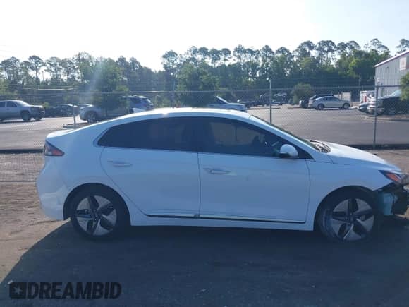2021 Hyundai Ioniq Limited с VIN KMHC05LC4MU255129, выставлен на аукционе IAAI как лот 42543083 с пробегом 76 074 миль миль и . История ставок и продаж доступна на DreamBid. Изображение 13.