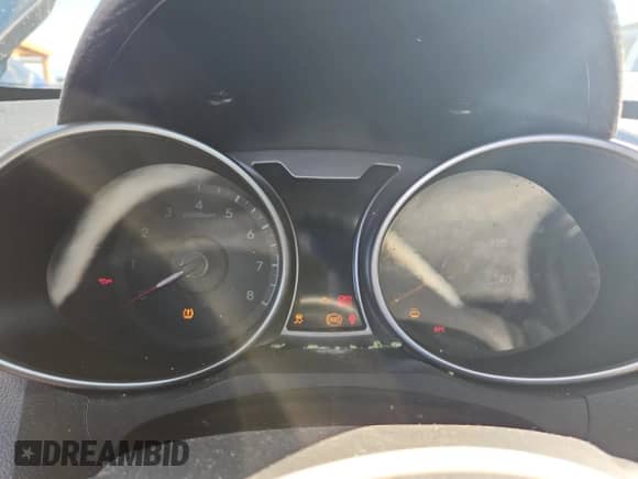 2014 Hyundai Veloster с VIN KMHTC6AD2EU208305, выставлен на аукционе Copart как лот 81756115 с пробегом Не указан миль и Списание • Salvage title. История ставок и продаж доступна на DreamBid. Изображение 9.