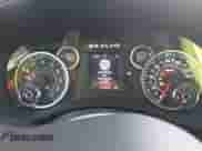 2023 Ram 1500 Big Horn z VIN 1C6RREFG7PN551836, wystawiony jako IAAI lot #41397572 z przebiegiem 18 123 mil mil oraz . Historia ofert i sprzedaży dostępna na DreamBid. Obrazek 7.