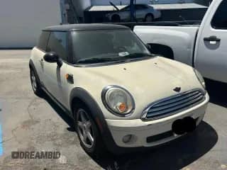 2007 MINI Hardtop with VIN WMWMF33517TT51059, listed as a Copart auction lot 67224025 with 108,941 mi miles and Clean title. Bid and sale history available at DreamBid. Image 1.