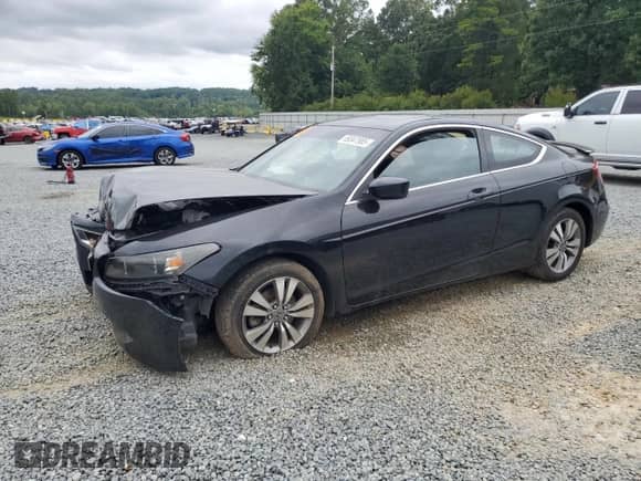 2008 Honda Accord EX с VIN 1HGCS12718A002595, выставлен на аукционе Copart как лот 69347985 с пробегом 212 812 миль миль и Списание • Salvage title. История ставок и продаж доступна на DreamBid. Изображение 1.