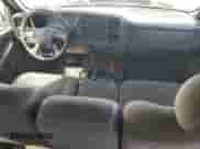 2006 GMC Sierra 1500 SLE1 z VIN 1GTEK19B36Z189192, wystawiony jako Copart lot #65479665 z przebiegiem 198 445 mil mil oraz Czysty tytuł • Clean title. Historia ofert i sprzedaży dostępna na DreamBid. Obrazek 8.