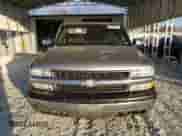 2002 Chevrolet Silverado 2500 LS с VIN 1GCGK29U62Z135816, выставлен на аукционе Copart как лот 81586974 с пробегом 206 434 миль миль и Чистый • Clean title. История ставок и продаж доступна на DreamBid. Изображение 5.