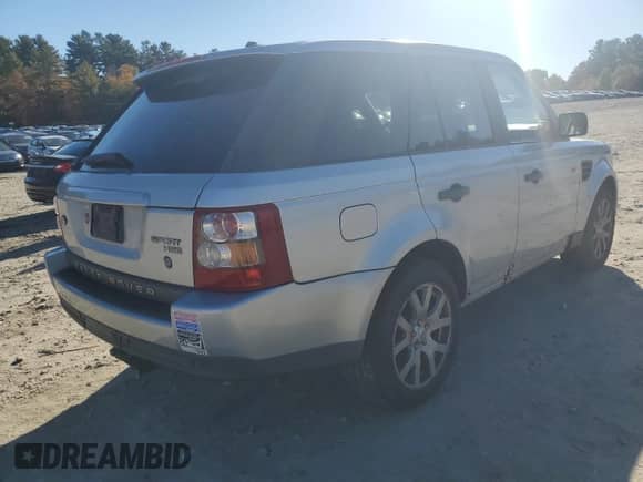 2007 Land Rover Range Rover Sport HSE with VIN SALSK25477A993097, listed as a Copart auction lot 87194895 with 180,982 mi miles and Clean title. Bid and sale history available at DreamBid. Image 3.