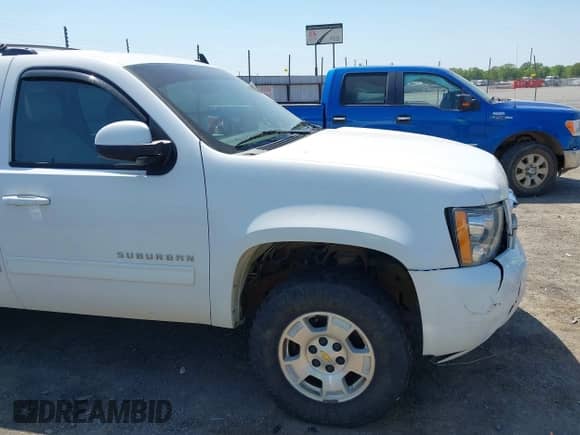 2012 Chevrolet Suburban LS с VIN 1GNSCHE00CR277780, выставлен на аукционе IAAI как лот 42038230 с пробегом 205 820 миль миль и . История ставок и продаж доступна на DreamBid. Изображение 17.