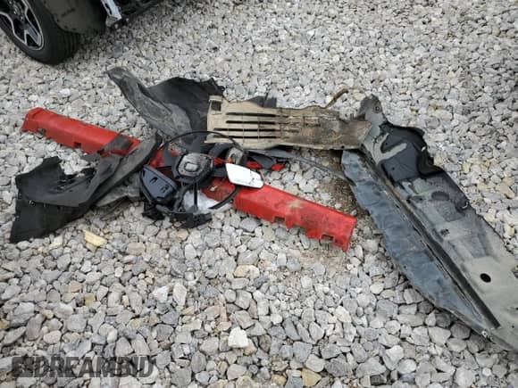 2013 Ford Mustang GT с VIN 1ZVBP8CF5D5271435, выставлен на аукционе Copart как лот 65041733 с пробегом 79 784 миль миль и Списание • Salvage title. История ставок и продаж доступна на DreamBid. Изображение 14.