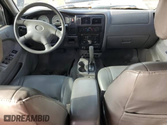 2001 Toyota Tacoma PreRunner with VIN 5TEGN92N21Z801320, listed as a Copart auction lot 60289465 with 163,912 mi miles and Salvage title. Bid and sale history available at DreamBid. Image 8.