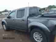 2017 Nissan Frontier Pro-4X z VIN 1N6AD0EV5HN730799, wystawiony jako IAAI lot #42509165 z przebiegiem 112 337 mil mil oraz . Historia ofert i sprzedaży dostępna na DreamBid. Obrazek 14.