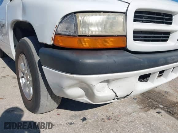 2001 Dodge Dakota z VIN 1B7FL26X71S161985, wystawiony jako IAAI lot #41697721 z przebiegiem 218 168 mil mil oraz . Historia ofert i sprzedaży dostępna na DreamBid. Obrazek 12.