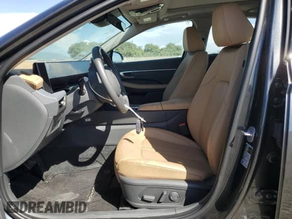 2024 Hyundai Sonata Limited с VIN KMHL54JJ6RA088925, выставлен на аукционе Copart как лот 71099435 с пробегом 14 366 миль миль и Списание • Salvage title. История ставок и продаж доступна на DreamBid. Изображение 7.