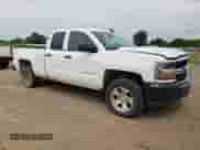 2017 Chevrolet Silverado 1500 Work Truck z VIN 1GCVKNEC1HZ130537, wystawiony jako Copart lot #65635735 z przebiegiem 116 212 mil mil oraz Czysty tytuł • Clean title. Historia ofert i sprzedaży dostępna na DreamBid. Obrazek 4.
