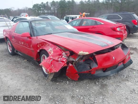 1992 Chevrolet Camaro RS z VIN 1G1FP23E7NL128405, wystawiony jako IAAI lot #41730192 z przebiegiem 254 780 mil mil oraz . Historia ofert i sprzedaży dostępna na DreamBid. Obrazek 1.