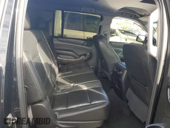 2016 Chevrolet Suburban LT z VIN 1GNSKHKC6GR435417, wystawiony jako Copart lot #71228803 z przebiegiem 175 309 mil mil oraz . Historia ofert i sprzedaży dostępna na DreamBid. Obrazek 11.