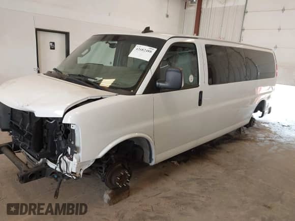 2017 Chevrolet Express Passenger LT with VIN 1GAZGPFG7H1336632, listed as a IAAI auction lot 42682488 with 91,639 mi miles and . Bid and sale history available at DreamBid. Image 2.
