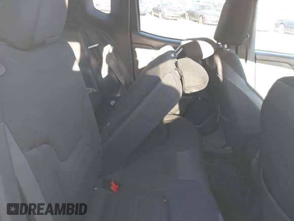 2017 Jeep Renegade Altitude с VIN ZACCJBBB8HPF49603, выставлен на аукционе IAAI как лот 43411070 с пробегом 112 378 миль миль и . История ставок и продаж доступна на DreamBid. Изображение 8.