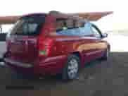 2007 Hyundai Entourage GLS z VIN KNDMC233X76037719, wystawiony jako IAAI lot #42620112 z przebiegiem 209 455 mil mil oraz . Historia ofert i sprzedaży dostępna na DreamBid. Obrazek 4.