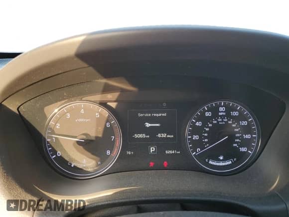 2015 Hyundai Genesis 3.8L z VIN KMHGN4JE5FU069927, wystawiony jako Copart lot #74990854 z przebiegiem 62 641 mil mil oraz Szkoda całkowita • Salvage title. Historia ofert i sprzedaży dostępna na DreamBid. Obrazek 9.