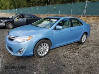 2013 Toyota Camry XLE with VIN 4T1BD1FK3DU089732, listed as a Copart auction lot 82179535 with 96,905 mi miles and Salvage title. Bid and sale history available at DreamBid. Image 1.