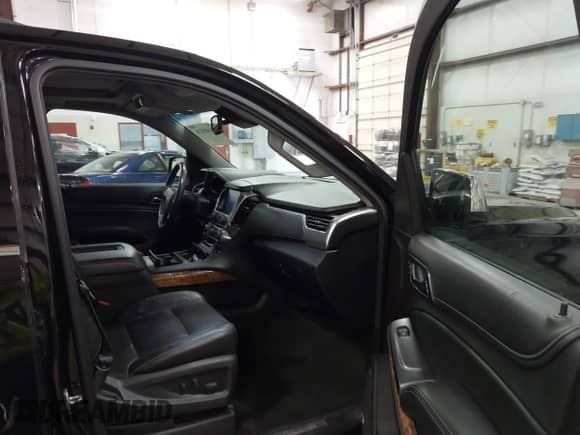 2016 Chevrolet Suburban LTZ with VIN 1GNSKJKCXGR108090, listed as a IAAI auction lot 42485236 with 120,395 mi miles and . Bid and sale history available at DreamBid. Image 5.