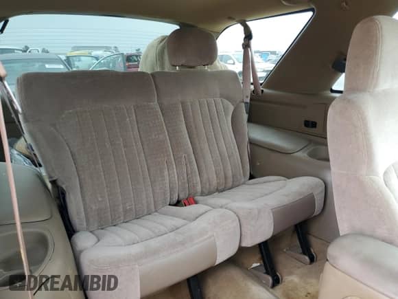 2000 Chevrolet Blazer LS с VIN 1GNCS18W9YK156194, выставлен на аукционе Copart как лот 45584375 с пробегом 90 327 миль миль и Чистый • Clean title. История ставок и продаж доступна на DreamBid. Изображение 10.