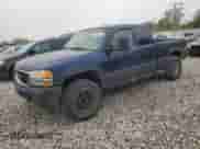 2002 GMC Sierra 1500 SLE z VIN 2GTEK19T121342261, wystawiony jako Copart lot #82139515 z przebiegiem 140 547 mil mil oraz Czysty tytuł • Clean title. Historia ofert i sprzedaży dostępna na DreamBid. Obrazek 1.
