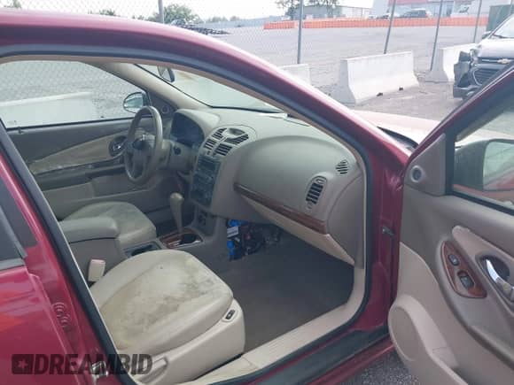 2004 Chevrolet Malibu Maxx LT с VIN 1G1ZU64814F219642, выставлен на аукционе IAAI как лот 42392619 с пробегом 47 539 миль миль и . История ставок и продаж доступна на DreamBid. Изображение 5.