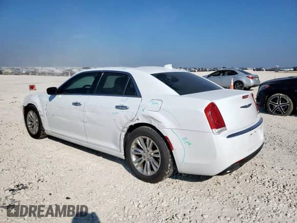 2015 Chrysler 300 C с VIN 2C3CCAEG5FH791845, выставлен на аукционе Copart как лот 81183795 с пробегом 116 733 миль миль и Списание • Salvage title. История ставок и продаж доступна на DreamBid. Изображение 2.