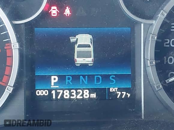 2017 Toyota Tundra Platinum с VIN 5TFAW5F17HX611632, выставлен на аукционе IAAI как лот 43464674 с пробегом 178 328 миль миль и . История ставок и продаж доступна на DreamBid. Изображение 16.