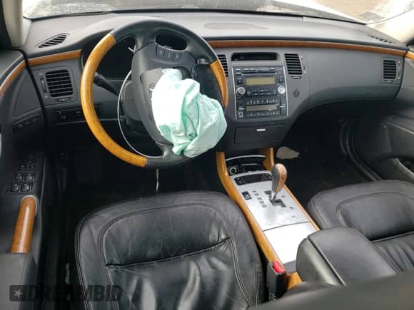 2008 Hyundai Azera Limited с VIN KMHFC46F58A318363, выставлен на аукционе Copart как лот 88803485 с пробегом 109 099 миль миль и Списание • Salvage title. История ставок и продаж доступна на DreamBid. Изображение 8.