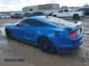 2020 Ford Mustang GT с VIN 1FA6P8CF9L5176563, выставлен на аукционе Copart как лот 81652645 с пробегом 19 657 миль миль и Списание • Salvage title. История ставок и продаж доступна на DreamBid. Изображение 2.