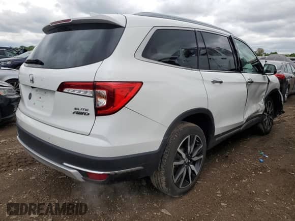 2021 Honda Pilot Elite z VIN 5FNYF6H03MB066445, wystawiony jako Copart lot #58008205 z przebiegiem 25 024 mil mil oraz Szkoda całkowita • Salvage title. Historia ofert i sprzedaży dostępna na DreamBid. Obrazek 3.