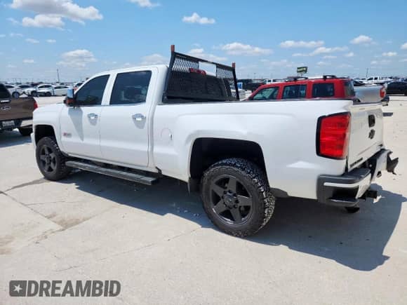 2015 Chevrolet Silverado 2500HD LTZ z VIN 1GC1KWE8XFF664201, wystawiony jako Copart lot #67785295 z przebiegiem 129 648 mil mil oraz Szkoda całkowita • Salvage title. Historia ofert i sprzedaży dostępna na DreamBid. Obrazek 2.