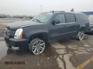 2013 Cadillac Escalade ESV Premium с VIN 1GYS4JEF3DR371021, выставлен на аукционе Copart как лот 54013125 с пробегом 200 848 миль миль и Списание • Salvage title. История ставок и продаж доступна на DreamBid. Изображение 1.