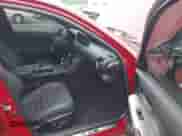 2023 Lexus IS 500 F Sport Performance Premium z VIN JTHAP1D25P5004199, wystawiony jako IAAI lot #42940556 z przebiegiem 26 389 mil mil oraz . Historia ofert i sprzedaży dostępna na DreamBid. Obrazek 5.