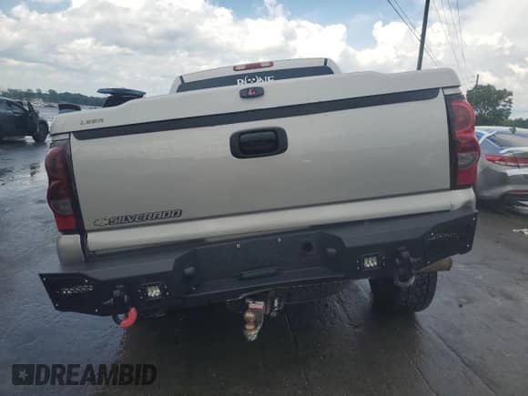2007 Chevrolet Silverado 1500 LT3 with VIN 2GCEK13Z171111865, listed as a Copart auction lot 63009925 with 287,391 mi miles and Salvage title. Bid and sale history available at DreamBid. Image 6.