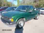 1997 Chevrolet S-10 LS с VIN 1GCCS1441V8100837, выставлен на аукционе IAAI как лот 43496367 с пробегом 159 496 миль миль и . История ставок и продаж доступна на DreamBid. Изображение 2.
