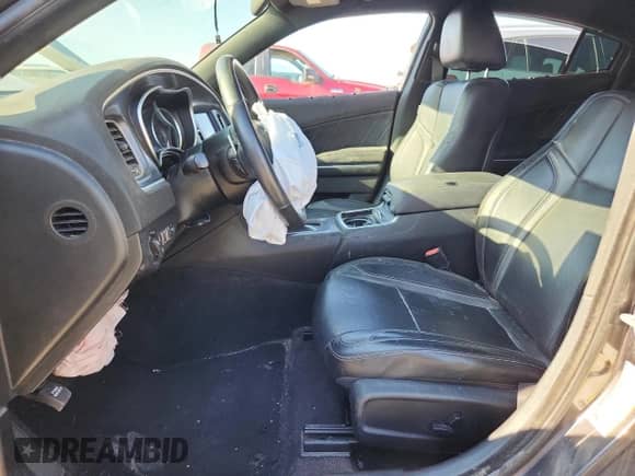 2018 Dodge Charger R/T z VIN 2C3CDXCT6JH323275, wystawiony jako Copart lot #71241305 z przebiegiem 63 333 mil mil oraz Szkoda całkowita • Salvage title. Historia ofert i sprzedaży dostępna na DreamBid. Obrazek 7.