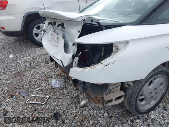 2002 Saturn SC with VIN 1G8ZY12722Z231846, listed as a IAAI auction lot 41598094 with 217,655 mi miles and . Bid and sale history available at DreamBid. Image 6.