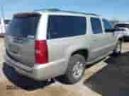 2008 Chevrolet Suburban 2LT с VIN 3GNFK16308G175973, выставлен на аукционе IAAI как лот 42283329 с пробегом 151 355 миль миль и . История ставок и продаж доступна на DreamBid. Изображение 4.